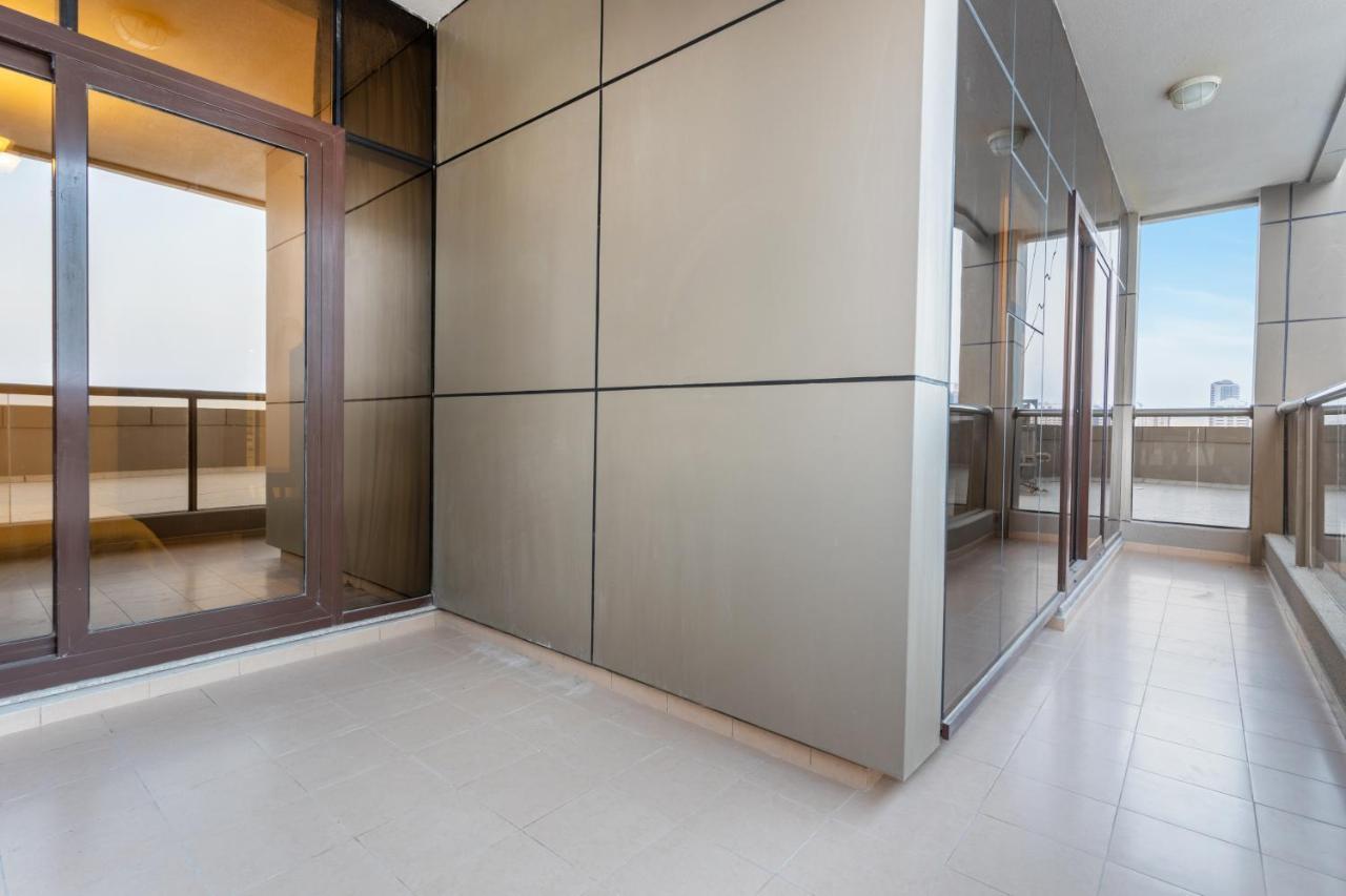 Live Spacious 3Br Apartment All En Suite & Balcony Dubai Luaran gambar